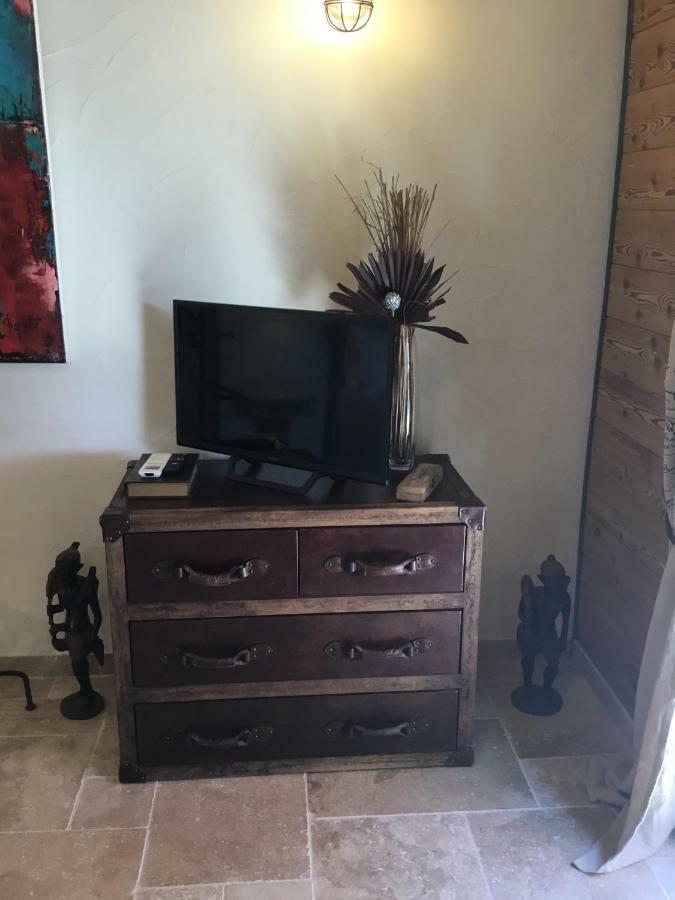 Mas De Nonin St Remy De Provence Hotell Noves Exteriör bild